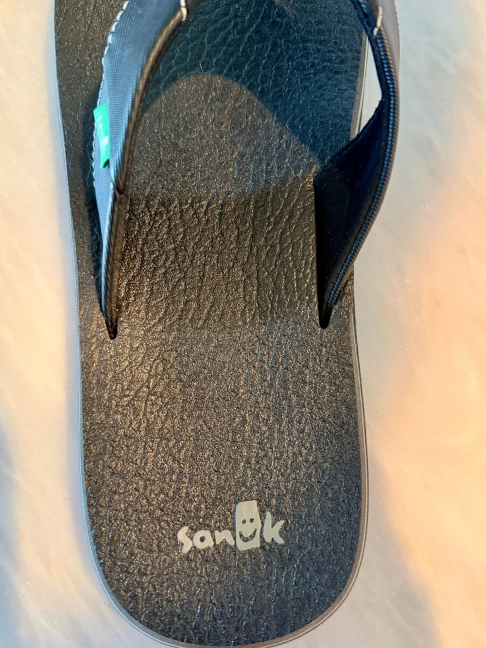 Sanuk Flip Flops Mens 11 Black Comfort Sandals Casual Beach Lightweight